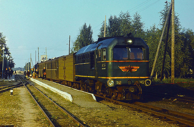SZD TU2-245 at the Pasvalys station (19.09.1980).jpg (415.16 КБ) Просмотров: 5456 SZD TU2-245 at the Pasvalys station (19.09.1980).jpg