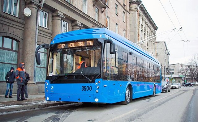 YtEKiNvlEX8.jpg