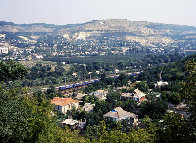 auf-der-krim-1-5216f0cd-9057-4933-9584-e65de16f8347.jpg (1.11 МБ) Просмотров: 4780 auf-der-krim-1-5216f0cd-9057-4933-9584-e65de16f8347.jpg