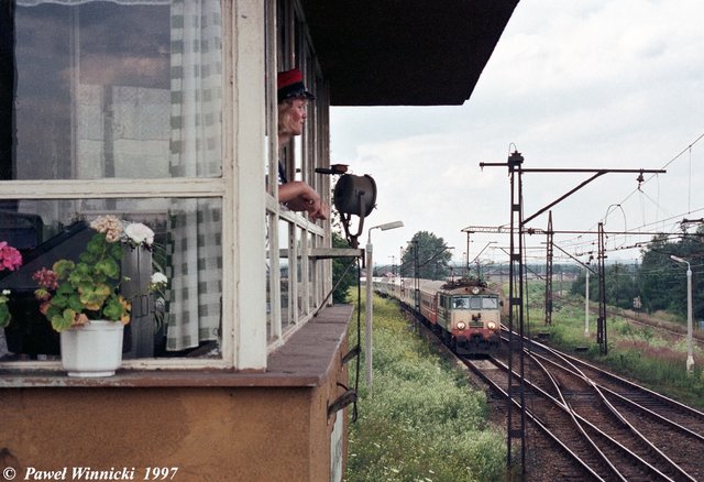 88166324_2632323047043122_1171480749782597632_o.jpg (299.35 КБ) Просмотров: 5375 88166324_2632323047043122_1171480749782597632_o.jpg